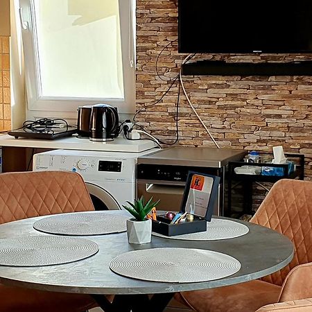 Hillside Garden Apartman Apartment Zalakaros Bagian luar foto